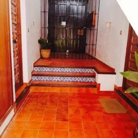 Precioso Lugar En Barrio Sta Cruz Sevilha