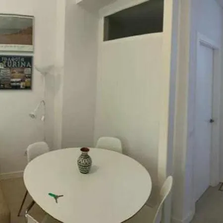 Precioso Lugar En Barrio Sta Cruz *
