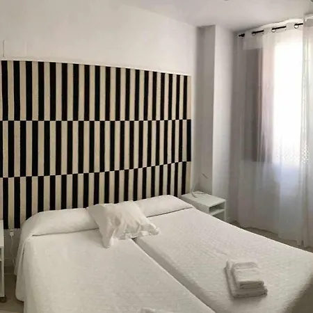 Precioso Lugar En Barrio Sta Cruz * Sevilha
